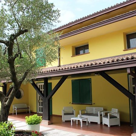 קארפי B&B Villa Dei Cigni Reali מראה חיצוני תמונה