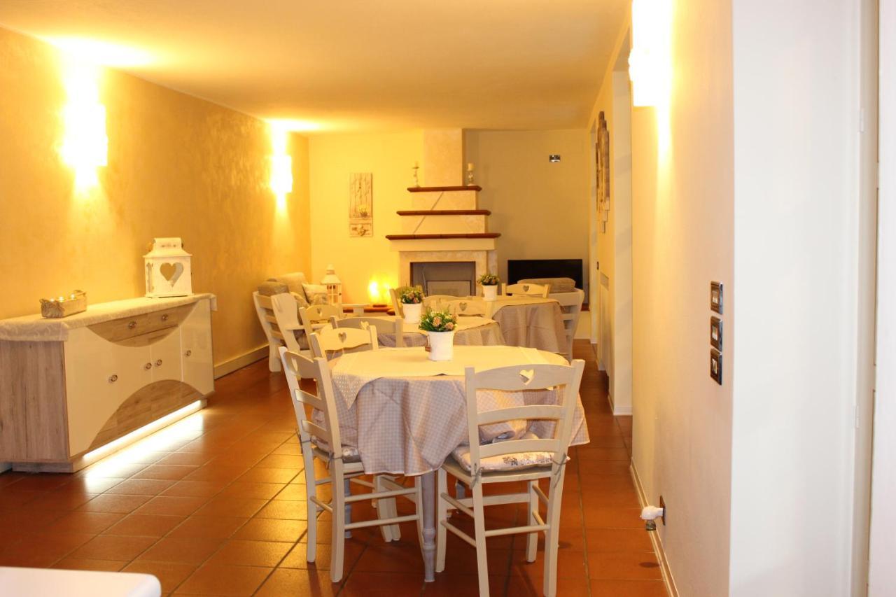 קארפי B&B Villa Dei Cigni Reali מראה חיצוני תמונה