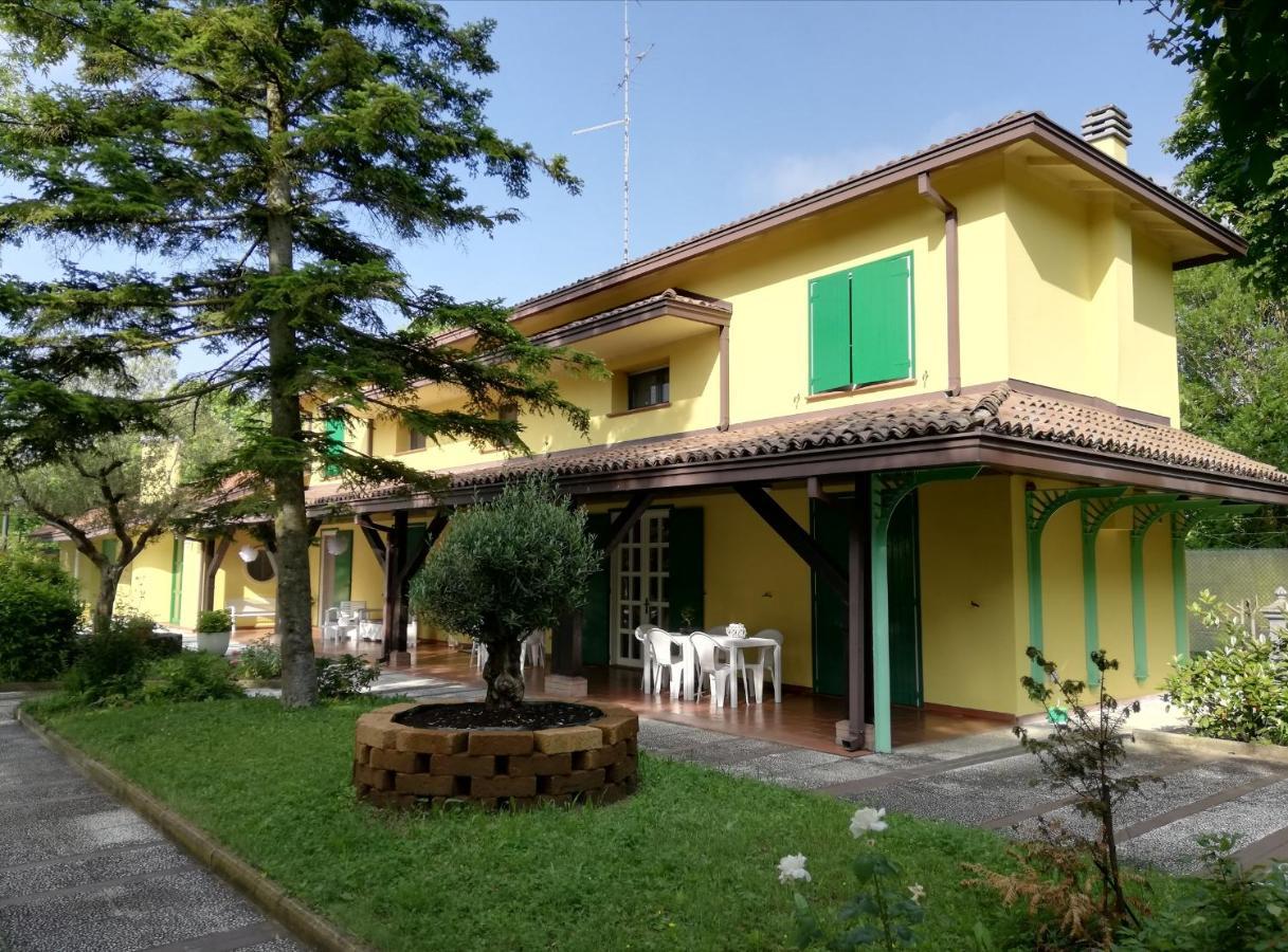 קארפי B&B Villa Dei Cigni Reali מראה חיצוני תמונה